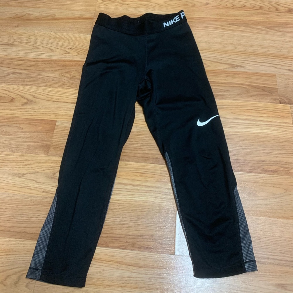 Nike Pro Leggings Cropped Size Small